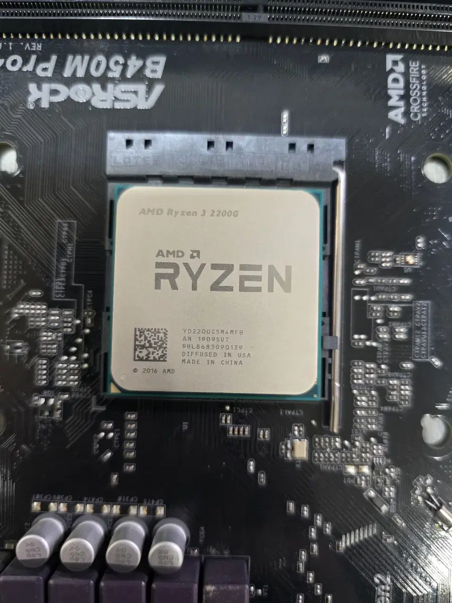 PC 부품 CPU RYZEN 3 2200G